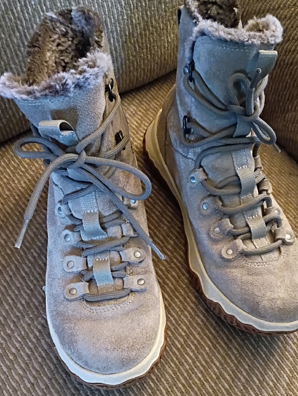 LL Bean Trek 2.9 Lace Up Winter Boots Used